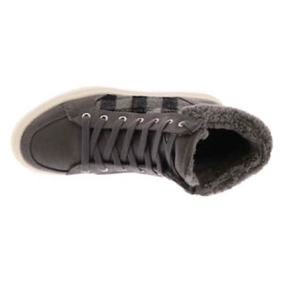 Marc Fisher fellow sneakers size 9.5 - Picture 2 of 6